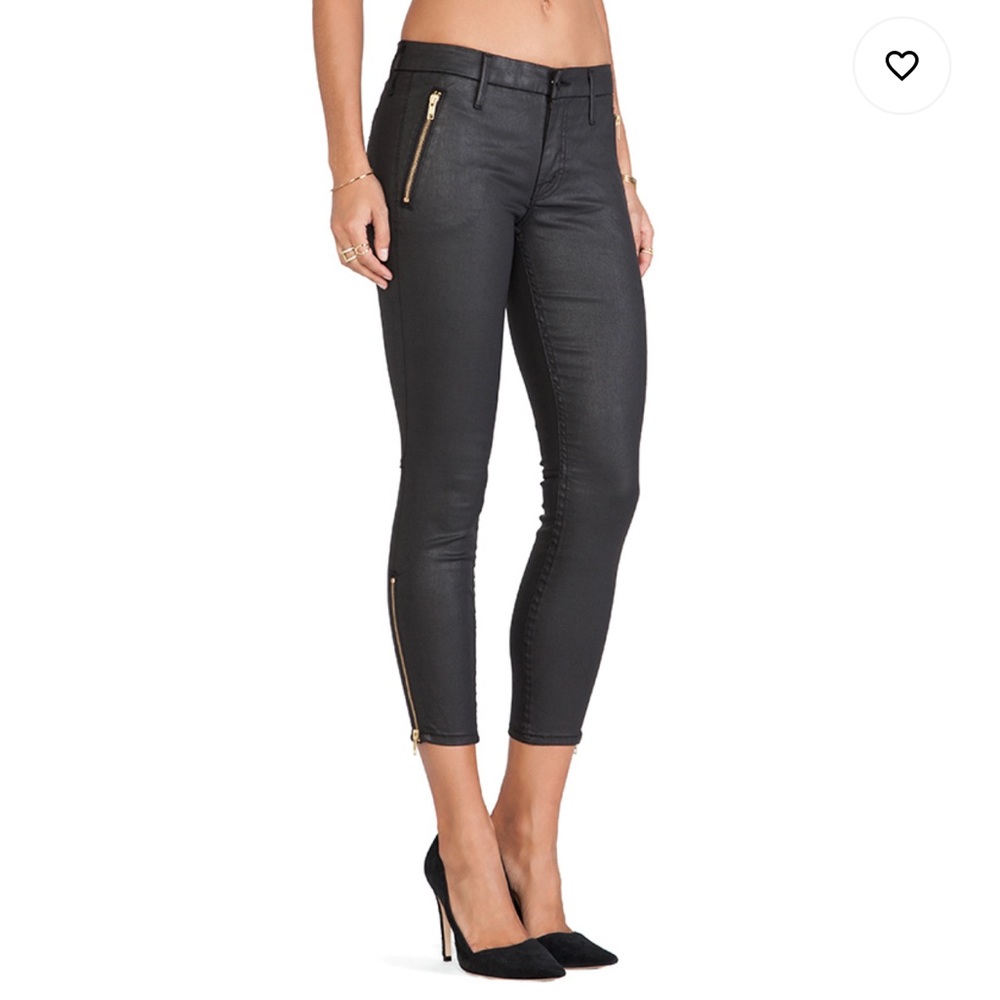 Mother Crop Zip Muse